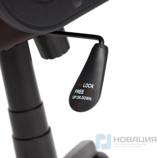 Кресло руководителя, регулируемое