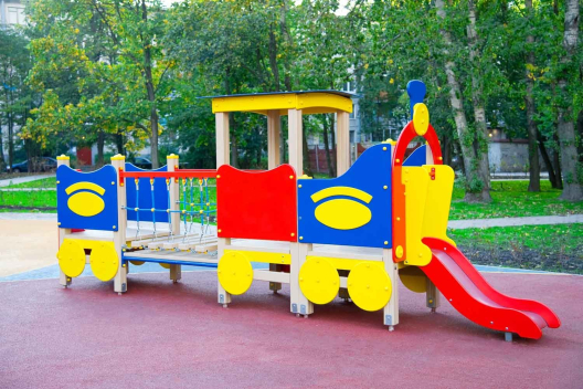 Игровой комплекс с одним вагончиком Паровозик